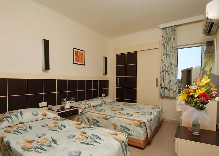 Okan Tower 4*
