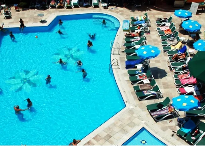 Okan Tower 4*