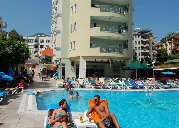 Lägenhetshotell Okan Tower 4*