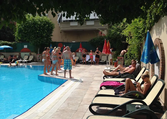 Lejlighedshotel Okan Tower