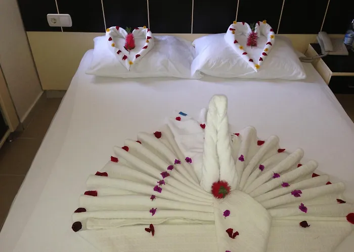 Okan Tower Lägenhetshotell Alanya